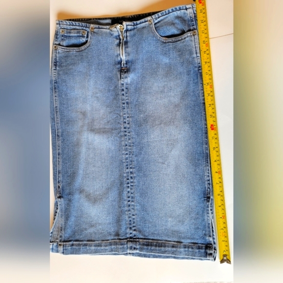 BILLY BLUES Dinem Pencil Skirt - Picture 10 of 10